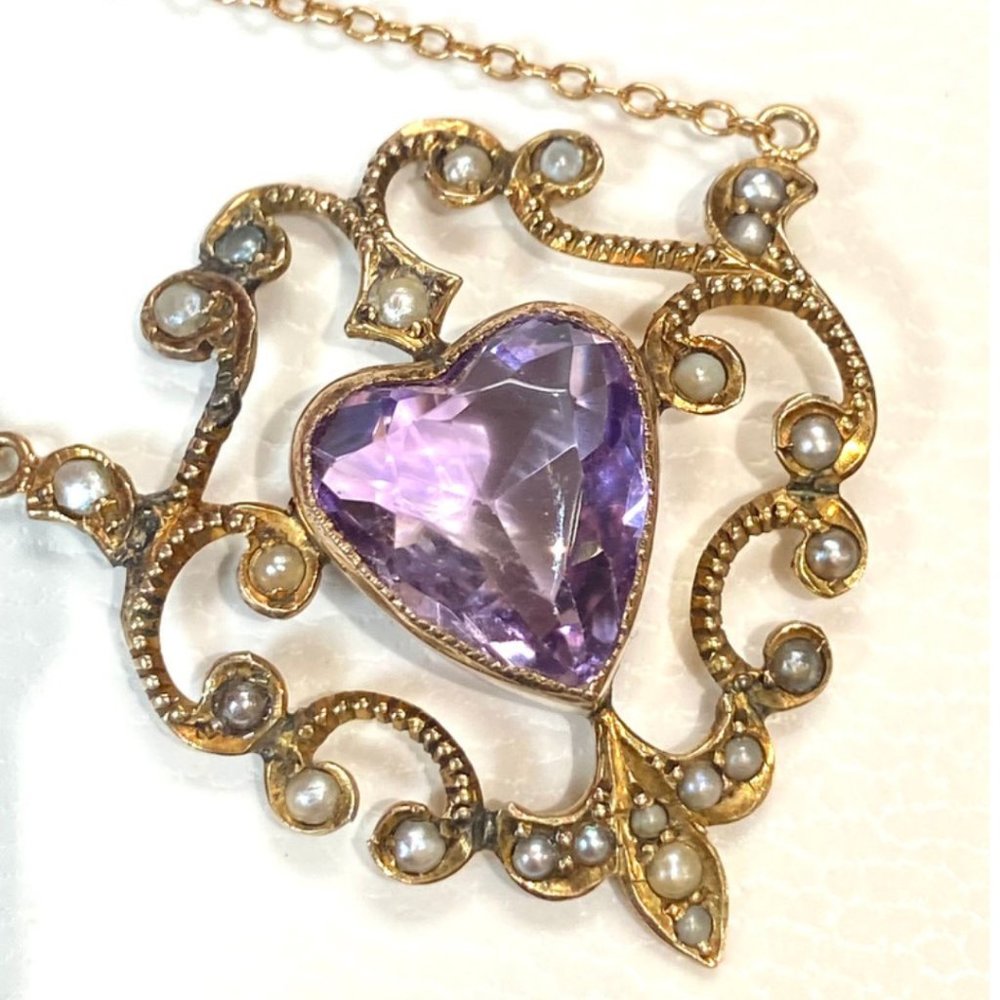 14Kt Yellow Gold Victorian Design Necklace Heart Shaped Amethyst and Seed Pearls